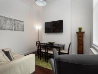 B&B Sunderland - Apex Living NE - Beachville House 4 Beds FREE PARKING - Bed and Breakfast Sunderland