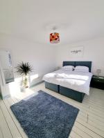 B&B Seaford - Visit Seaford Apartment - 4 Bedrooms - Bed and Breakfast Seaford