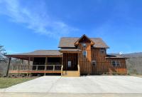 Private Pool Hot Tub Air Hockey Mountain Views Large Patio - Brynwood Station - B&B