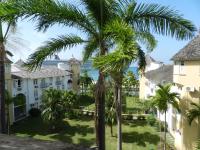 Sandcastles Penthouse A28 Rooftop Patio w/ Outdoor Shower - Chambres d'hôtes Ocho Rios