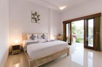 Double Room with Pool View