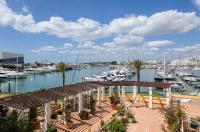 Hopstays Vilamoura All In - Marina View Apartment - Chambres d'hôtes Quarteira