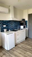 Casas Rurales Maribel - Complejo Moradas del Cerro 1 - Suites con Jacuzzi en Alcalá del Júcar - Chambres d'hôtes Casas del Cerro