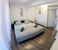 Casa Blanca Apartman - B&B Balatonfenyves