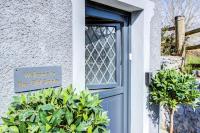 Unique Cottage The Old Stables Pembrokeshire Sleeps 8 - Welsh Tourist Board Award 5 Stars - Ferienwohnung