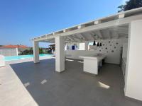 Portoheli Villa Downtown, Pool & Port view - B&B Pórto Chéli