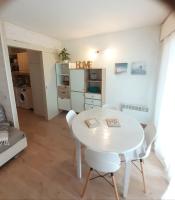 B&B Hyères - STUDIO HYERES PORT - Bed and Breakfast Hyères