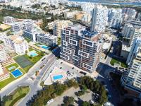 Apartment mit Balkon