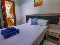 Economy Single Room in Shared Apartment