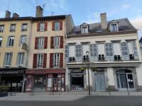 Appartement centre-ville pour séjour et cure - Bed and Breakfast