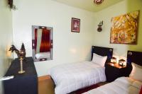 Twin Room with Private External Bathroom