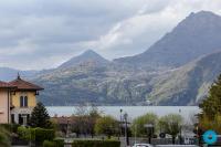 Maji Como Lake Varenna - Lake view apt near Ferry & Train with Parking - B&B Varenna