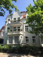 Sanhaus Apartments - GARDA - Apartament z 2 sypialniami i parkingiem - Chambres d'hôtes Sopot