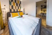 One-Bedroom Apartment (Retro deluxe with sauną)