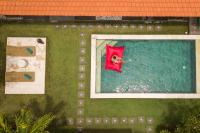 CASA BEGJA I Tranquil 2BR Villa w Private Pool in Mertanadi - Chambres d’hôtes Seminyak