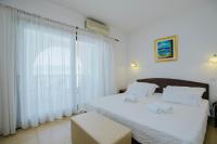 Superior Double Room with Terrace and Sea view 