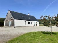 Highland Hideaway in secluded riverside location - B&B