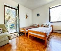 Apartments Siesta - B&B Donji Stoliv