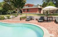 Awesome Home In Roma With 3 Bedrooms, Wifi And Outdoor Swimming Pool