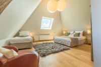 Family Room with Garden View