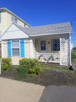 Two-Bedroom Cottage - Little Miss Cottages Main Site Cottage #7