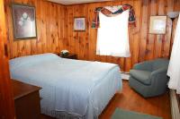 Deluxe Two-Bedroom Cottage - Little Miss Cottages Main Site Cottage #9