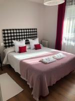 Queen Room with Shared Bathroom