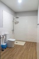 Chambre Quadruple - Accessible aux Personnes à Mobilité Réduite