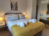 Birdsong Rural Winchester Twyford - 2BR, 5BR, 7BR - sleeps upto 14 - B&B Winchester