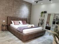 Cozy & Stylis at Center cty Bahai gardens street - Chambres d’hôtes Haïfa