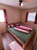 Bungalow Li Presi in Camping Cavresc, Via dal Cavresc 1, 7746 Le Prese-Poschiavo - Chambres d'hôtes Poschiavo