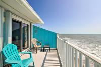 Kure Beach Condo with Panoramic Ocean Views! - B&B Kure Beach