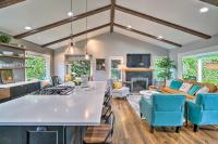 Chic Vancouver Cottage 1 Mile to Main Street - B&B