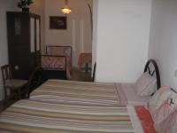 Camera Tripla con Bagno in Comune