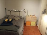 Camera Matrimoniale con Bagno in Comune 