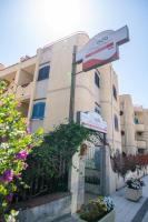 Ada Hotel - B&B