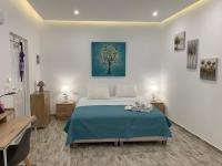 B&B Athen - Santorini studio for 2 person in Athens near sea& center - Bed and Breakfast Athen