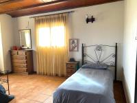 Los baladres - B&B Caudete