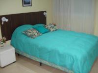 Deluxe Room (2 Adults + 1 Child)