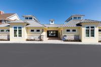 4 BR 4 BA Deluxe Villa 1804ft² 5min to Disney Parks - B&B
