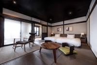 Deluxe Twin Room with Tatami Area with Semi Open-Air Bath - Annex - (61㎡)