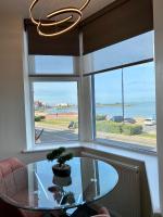 B&B Morecambe - Eden Retreats Serviced Apartments - Bed and Breakfast Morecambe