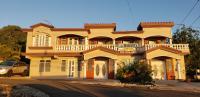 Discovery Beach Apartments - Bed and Breakfast