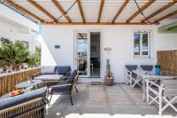 Aqua's Sunshine, quiet apartment in Adamas, Milos - Chambres d'hôtes Adámas