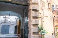 Suites Trinità in Toledo street - Chambres d’hôtes Naples