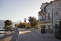 Live By The Sea, Bijela - B&B