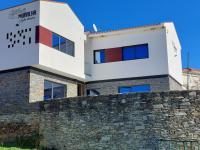 Muralha Azibo Dreams - B&B Santa Combinha