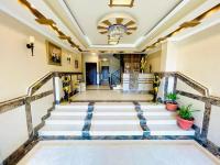 Studio Lit Queen-Size 