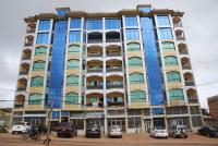 Chris Complex Executive Stays -Luxury Furnished Apartments Guesthouse In Yaounde - B&B