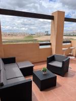 B&B Las Pedreñas - Newly Furnished Golf,Pool,Lake view Apartment Las Terrazas de la Torre - Bed and Breakfast Las Pedreñas